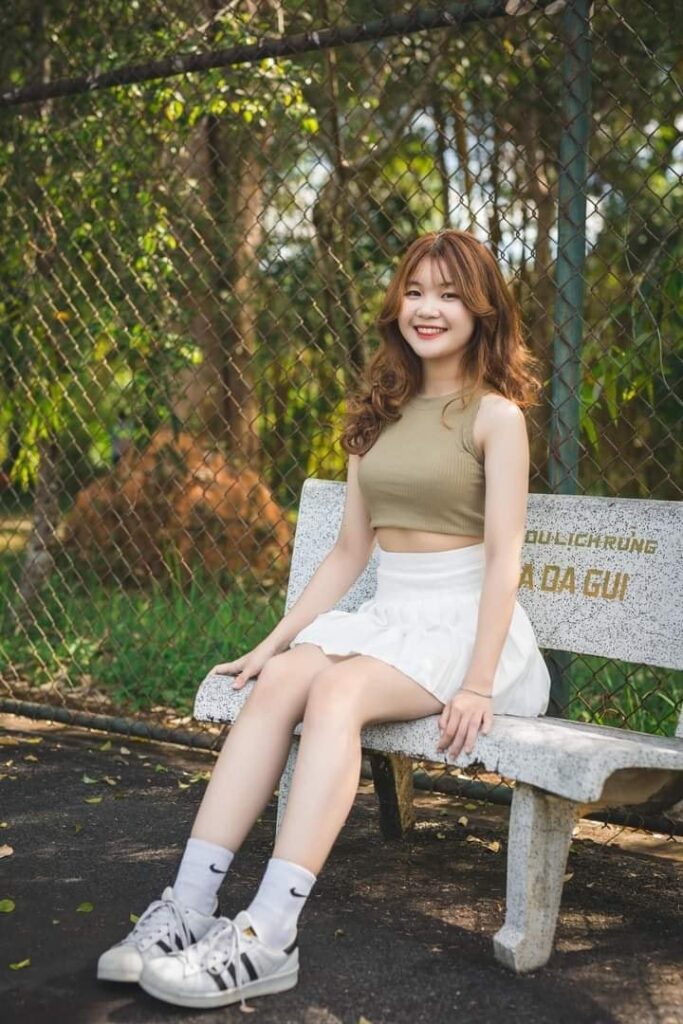 Hình Ảnh Gái Xinh 2K9 – Tinh Hoa Vẻ Đẹp Truyền Thống Thăng Hoa Trong Phong Cách Hiện Đại